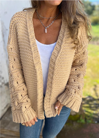 Cardigan Automne-Hiver – Maille Épaisse Tendance Femme.