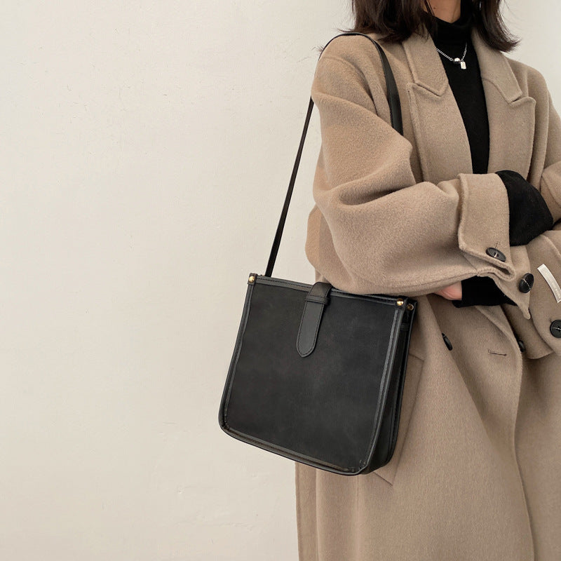 Sac Carré Compact en Cuir Synthétique